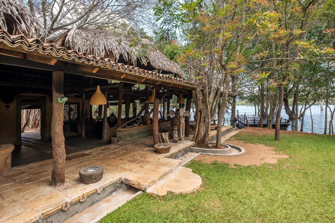 Banyan Camp Hambegamuwa Ngoại thất bức ảnh