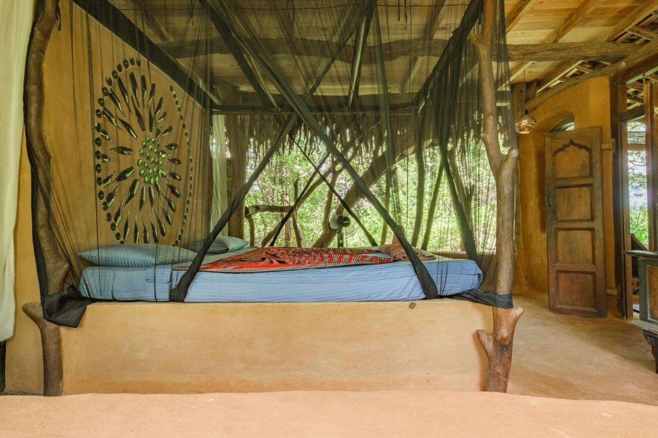 Banyan Camp Hambegamuwa Ngoại thất bức ảnh