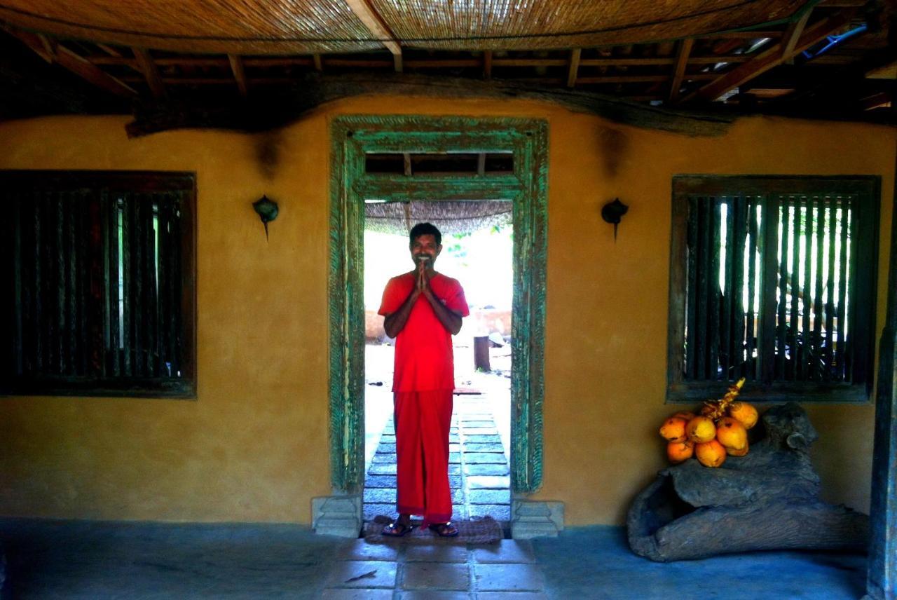 Banyan Camp Hambegamuwa Ngoại thất bức ảnh