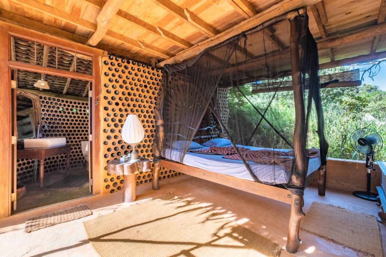 Banyan Camp Hambegamuwa Ngoại thất bức ảnh