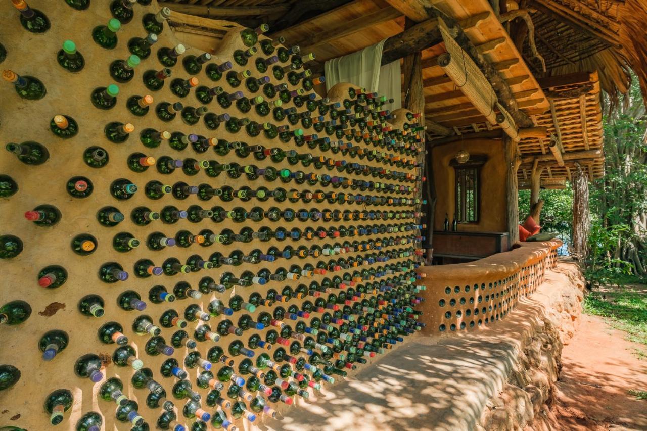 Banyan Camp Hambegamuwa Ngoại thất bức ảnh