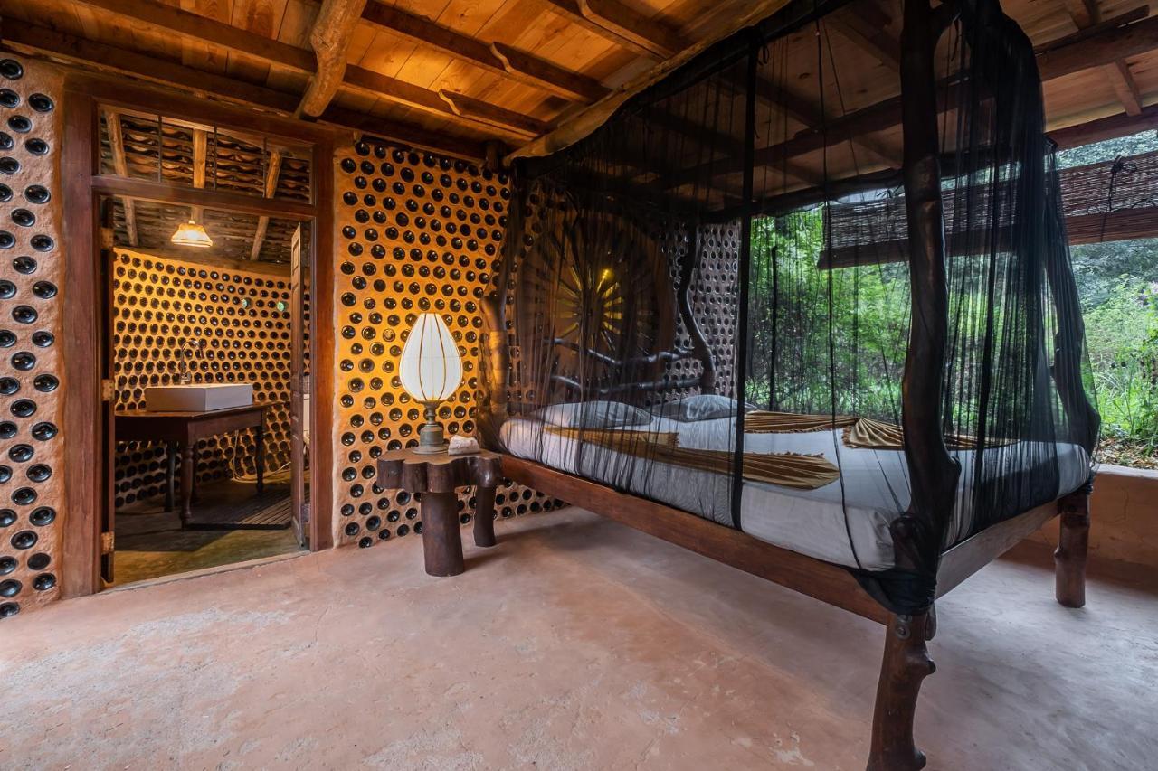 Banyan Camp Hambegamuwa Ngoại thất bức ảnh